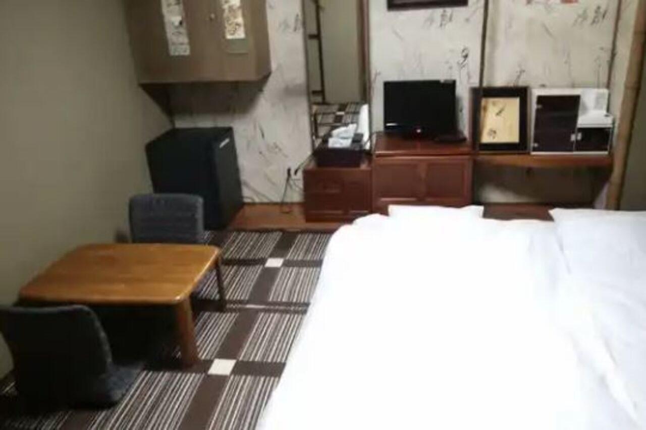 Family & Bakpak Tokyo Hostel Екстер'єр фото