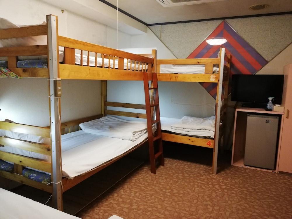Family & Bakpak Tokyo Hostel Екстер'єр фото