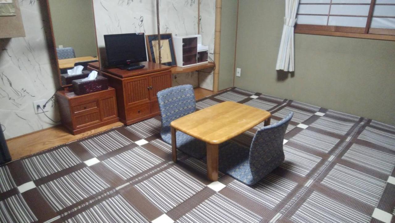 Family & Bakpak Tokyo Hostel Екстер'єр фото