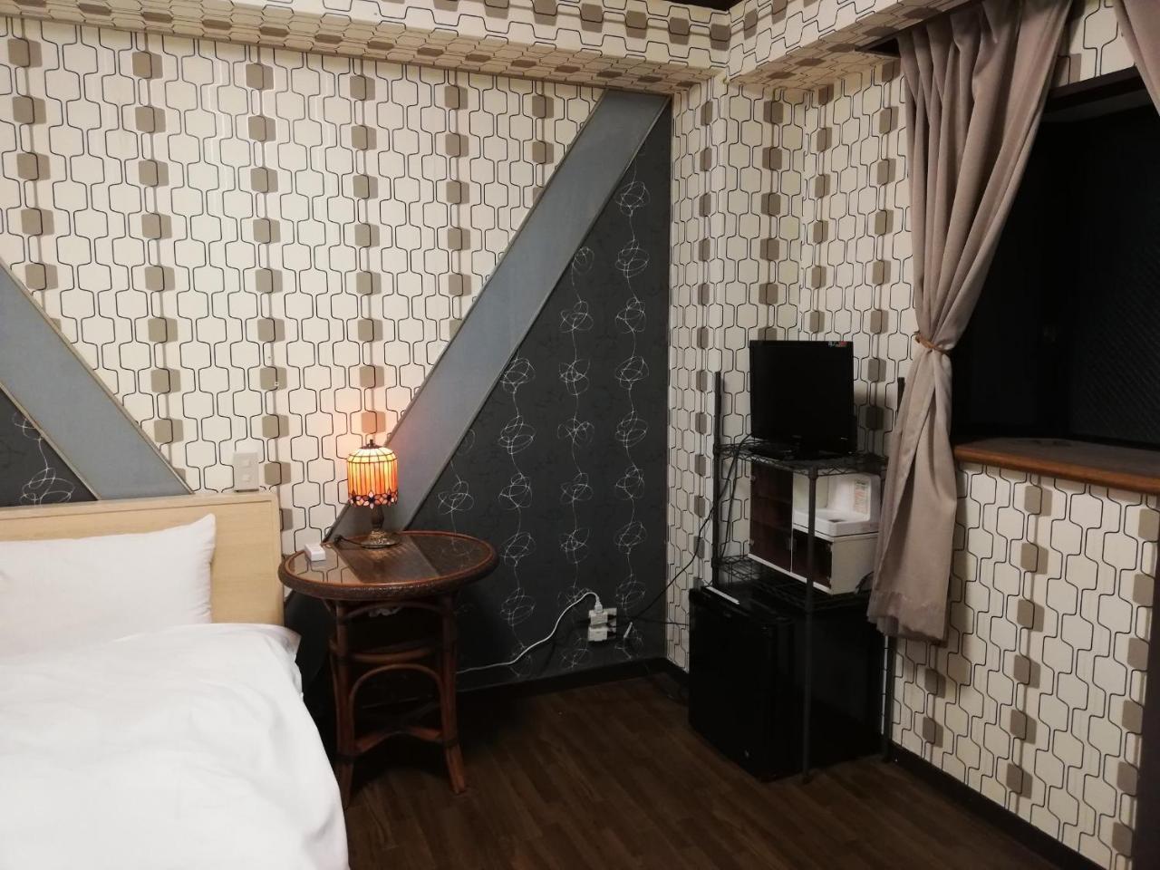 Family & Bakpak Tokyo Hostel Екстер'єр фото