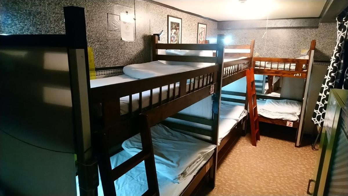 Family & Bakpak Tokyo Hostel Екстер'єр фото